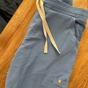 Yola Skinny Scrub Pants - ceil blue Figs